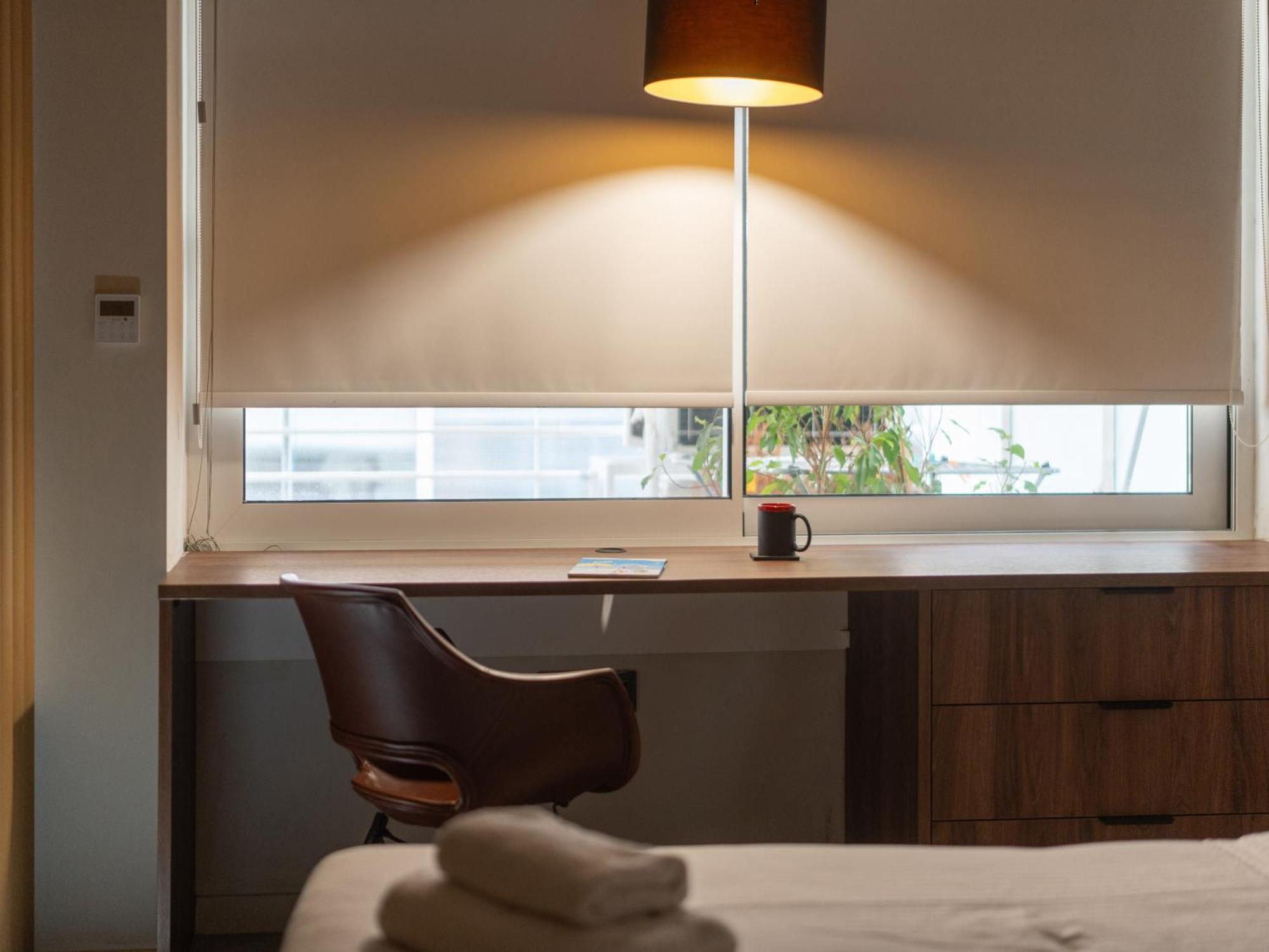 A Place 4U No6 - City Escape With Balcony Lounge & Open Living Space أثينا المظهر الخارجي الصورة