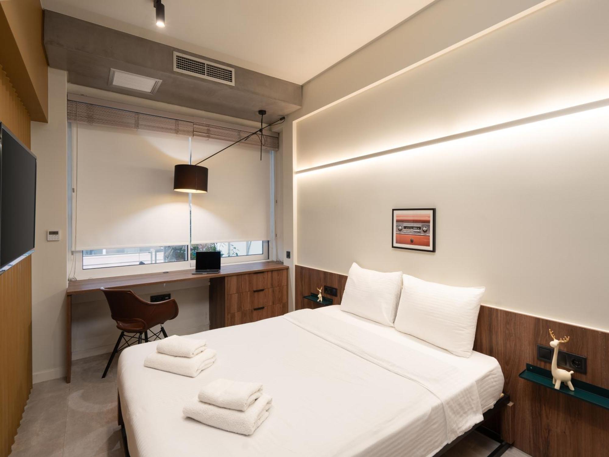 A Place 4U No6 - City Escape With Balcony Lounge & Open Living Space أثينا المظهر الخارجي الصورة
