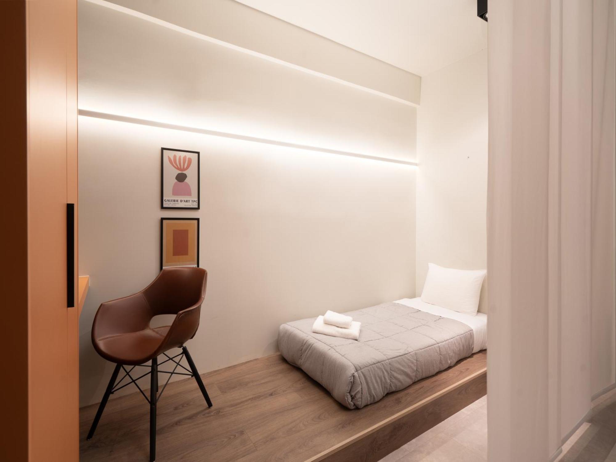 A Place 4U No6 - City Escape With Balcony Lounge & Open Living Space أثينا المظهر الخارجي الصورة